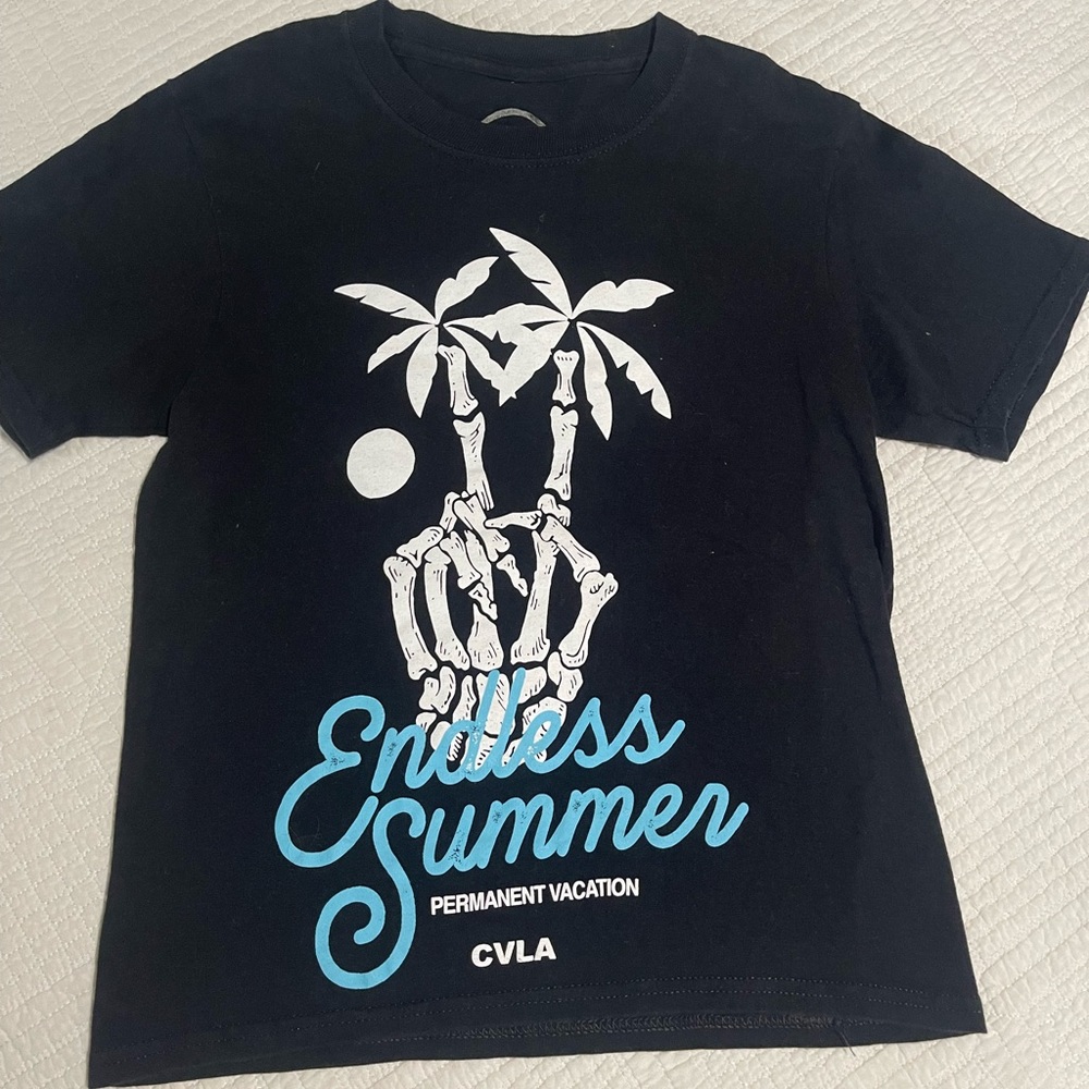 Endless Summer black tee